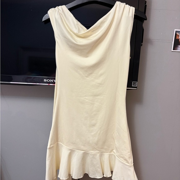 Peppermayo One-Shoulder Mini Dress - Yellow - Picture 6 of 7